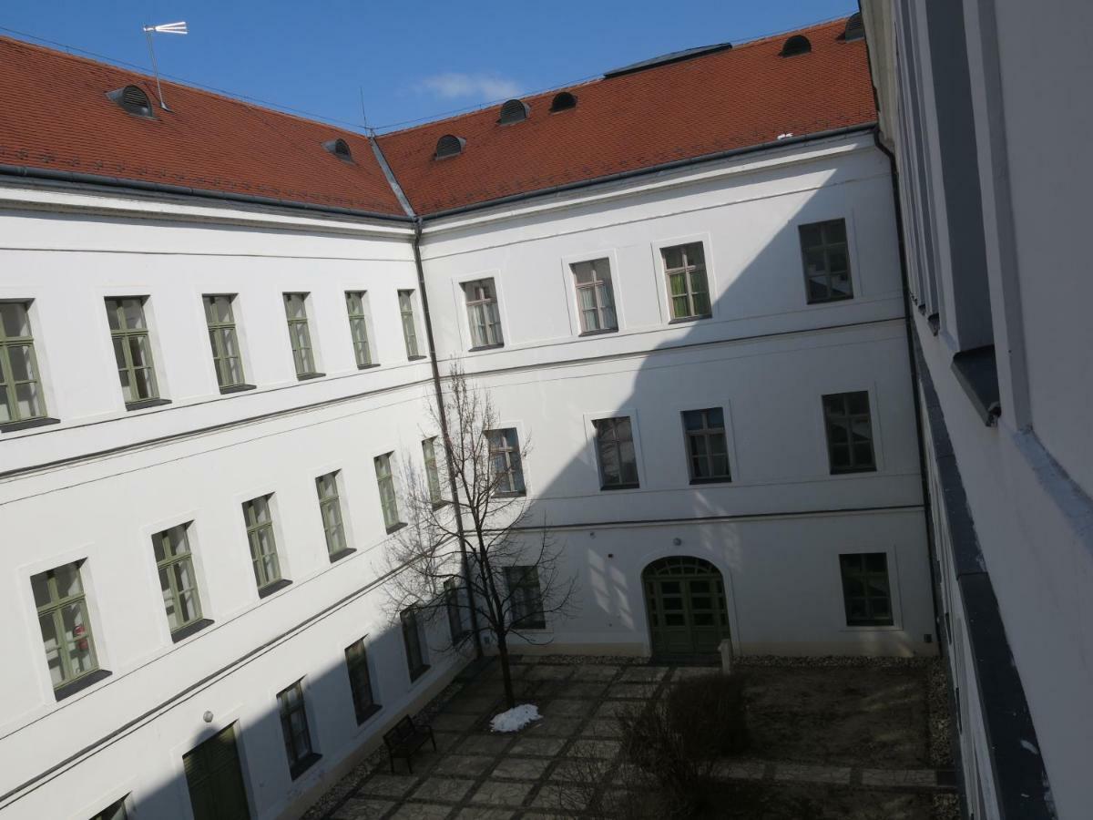 Horvath Villa Apartman Aliz 블로톤퓌레드 외부 사진